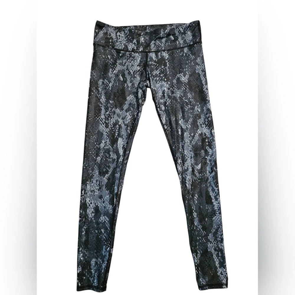 Alo Leggings Size Medium - Picture 1 of 3